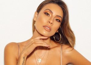 Trucuri care te ajuta sa iti imbunatatesti machiajul